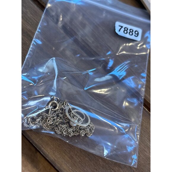 Vintage Avon Gold Pendant Necklace With Initial D & Pearl Charm - Picture 5 of 9